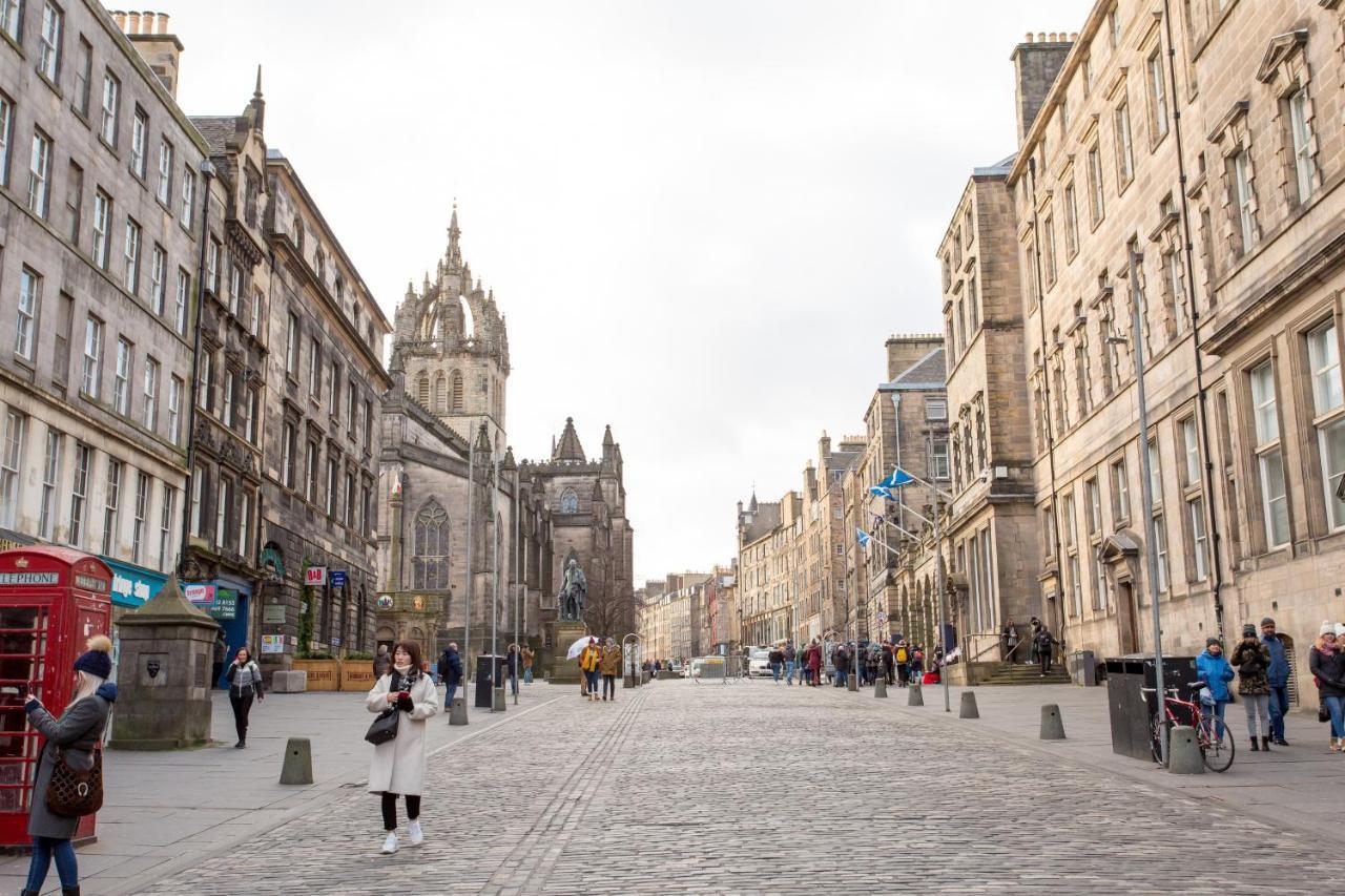 Royal Mile - Old Town Apartment Edimburgo Esterno foto